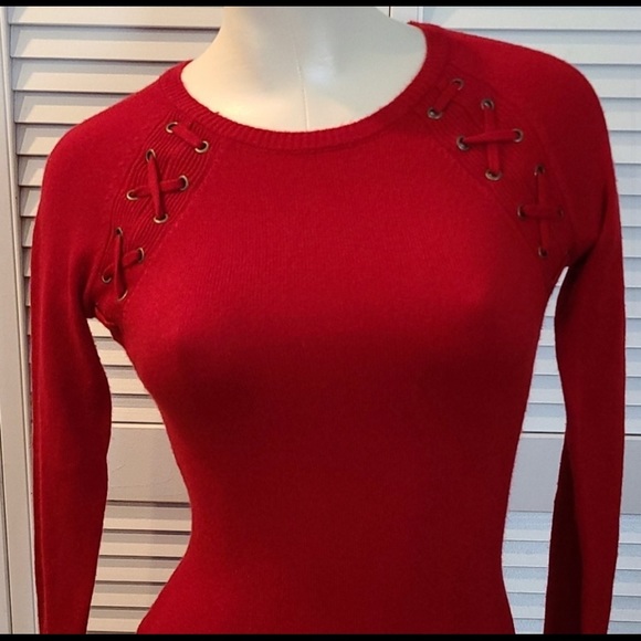 Sexy Red Sweater Dress (IZ Byer) - Picture 4 of 6